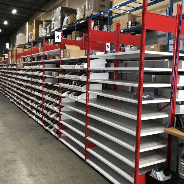 Open Shelving vs. Closed Cabinet Storage